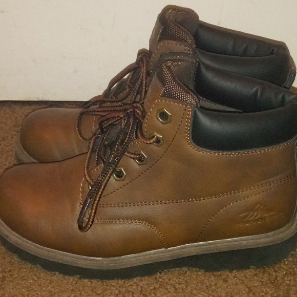 Boots - Picture 2 of 2